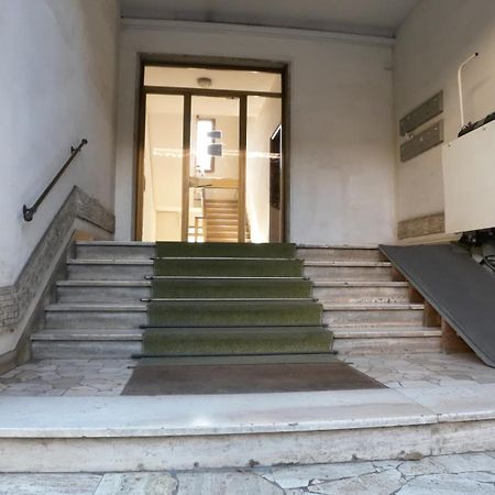 Apartamento Urban Center II Easy Parking Near Tram Florencia Exterior foto